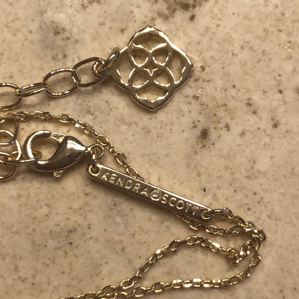 Kendra Scott necklace with Koozie - Picture 6 of 8